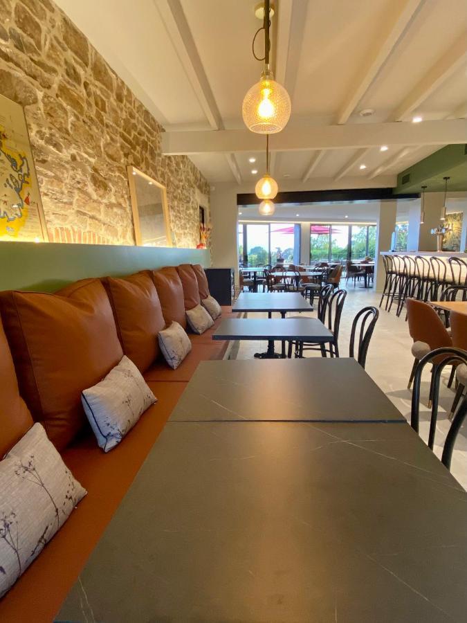 La Bellevue Bistrot Et Chambres D'Hotes Séné Buitenkant foto